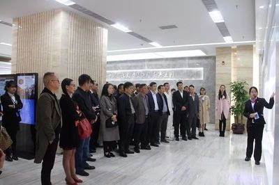 武汉公司成功举办全国中小企业领军人才班走进中国武汉人力资源服务产业园活动