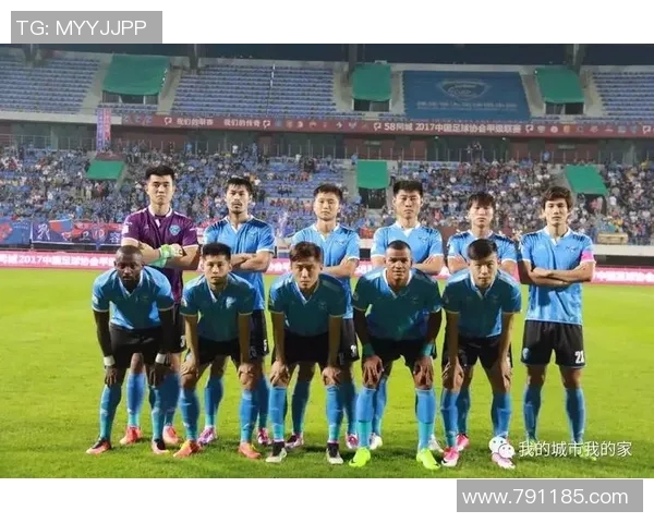 上海申鑫迎战梅州客家全力争胜展现球队实力与斗志